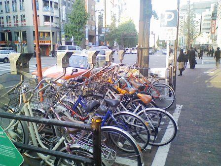 博多　自転車駐輪スペース