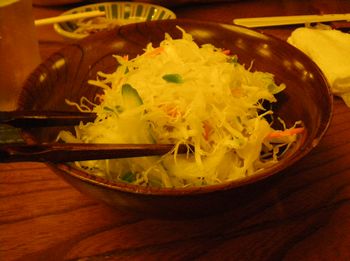 渋谷かつ吉のサラダ